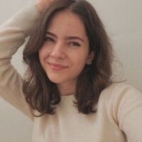 Eszter B.