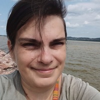 Eszter J.