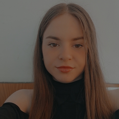 Mónika