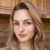 Emília S.